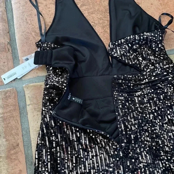 ๐ท NEW AQUA Halter Mini Cocktail and Party Dress Size XS Black/Copper Sequin - Picture 11 of 11